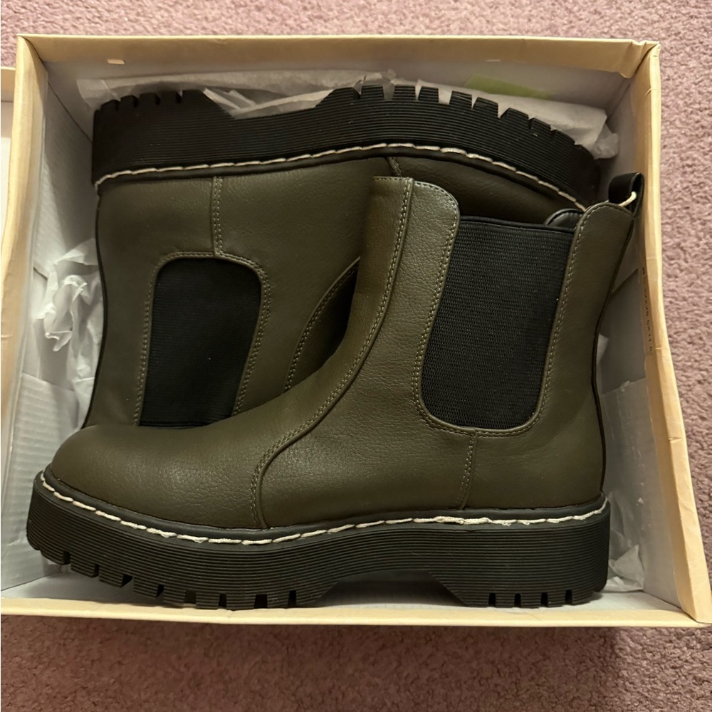 Sincerely Jules Olive Ankle Boots